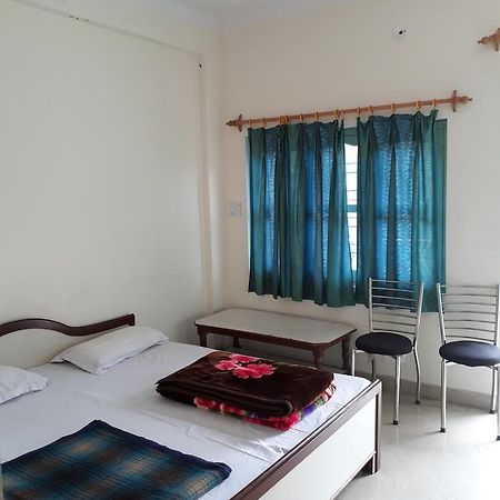 Hotel Govind Rudraprayāg Екстериор снимка